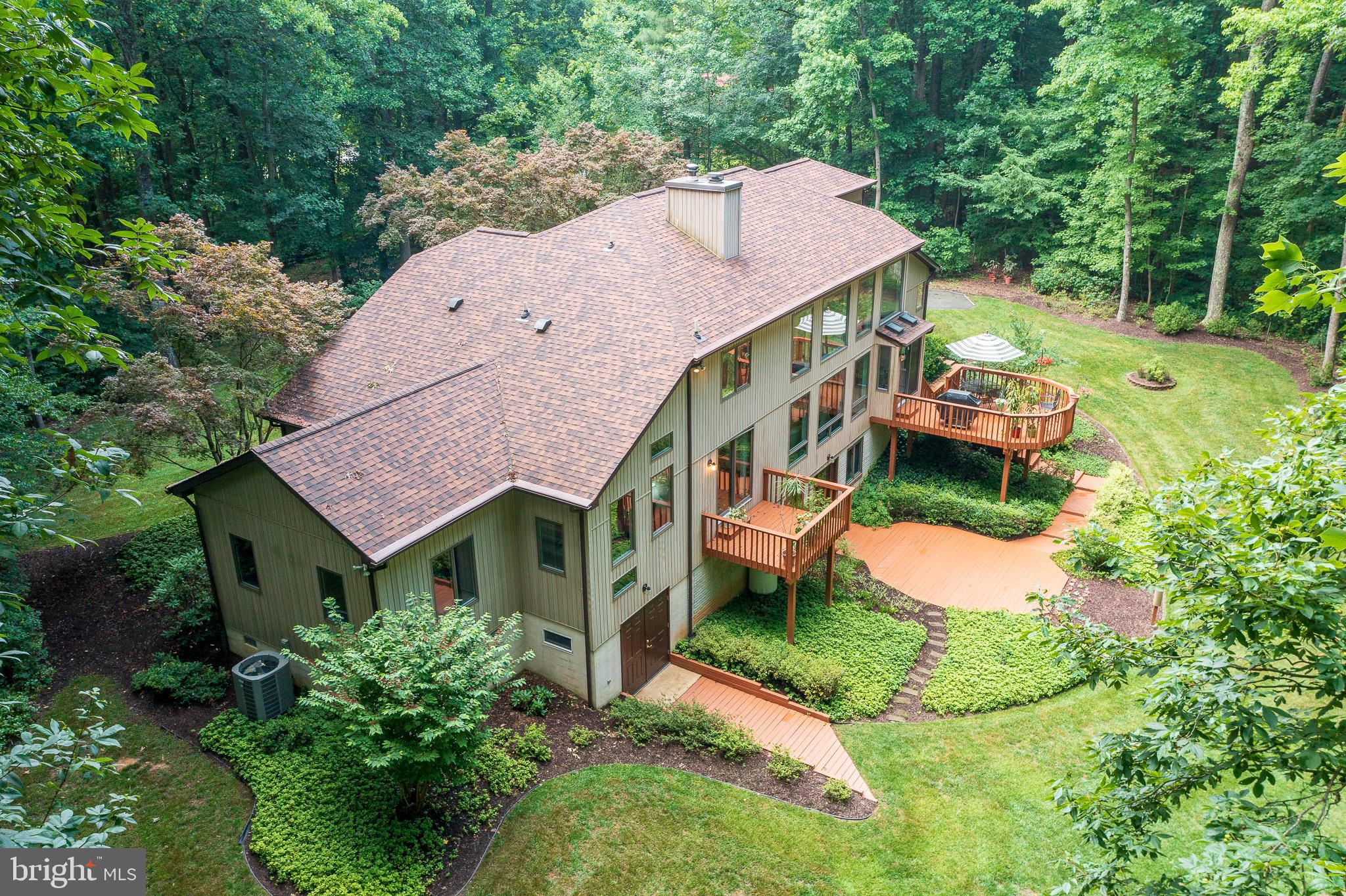 ST LEONARD SHORES - Residential