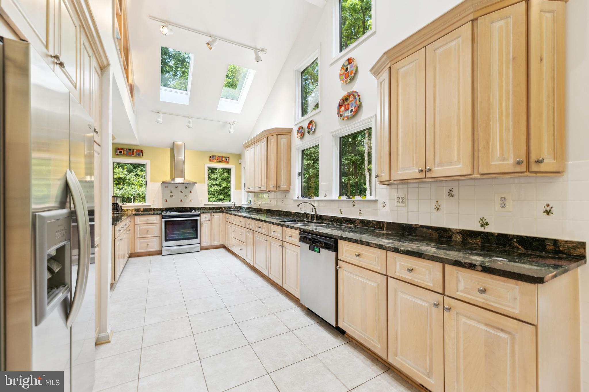 ST LEONARD SHORES - Residential