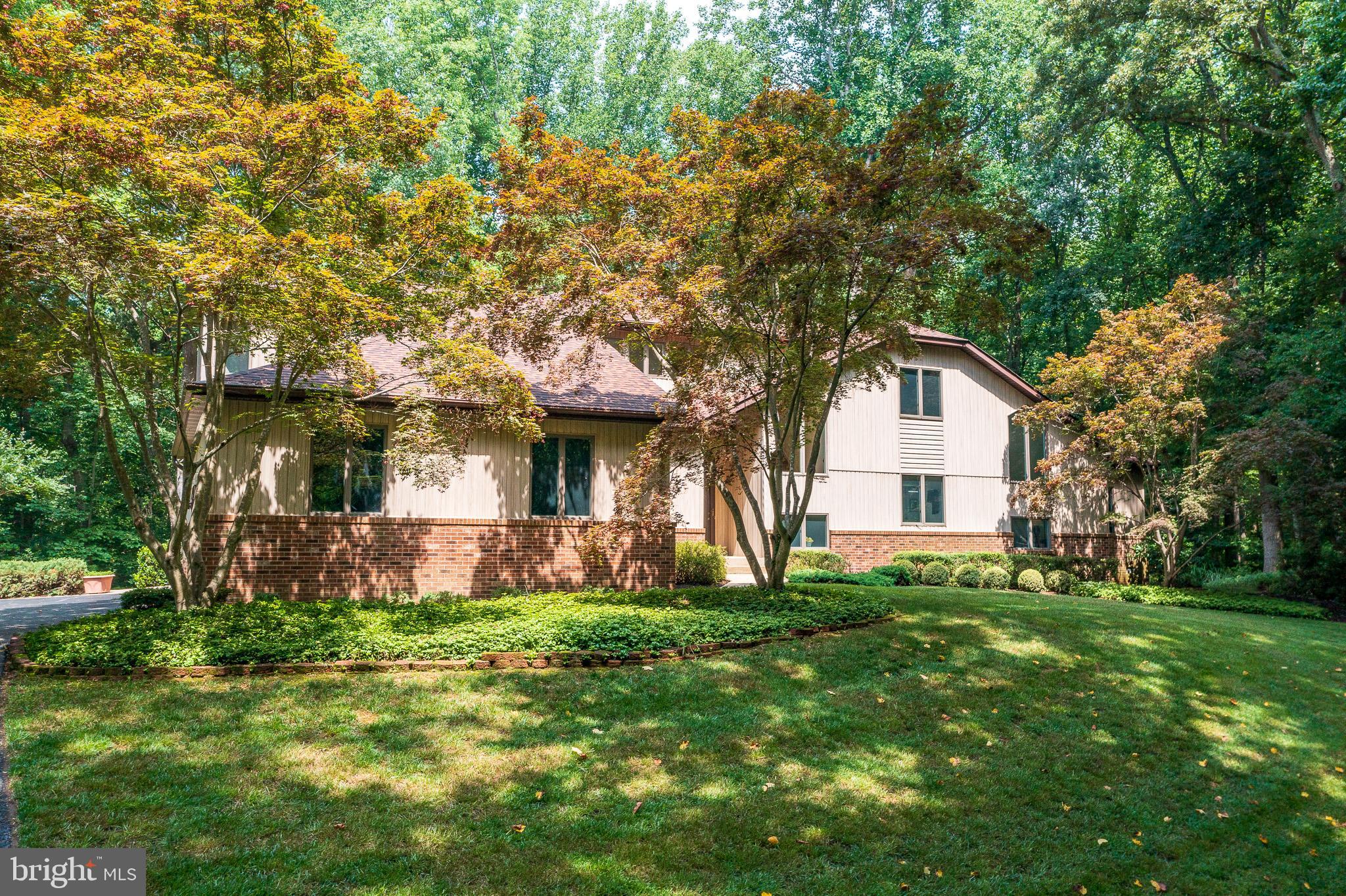 ST LEONARD SHORES - Residential