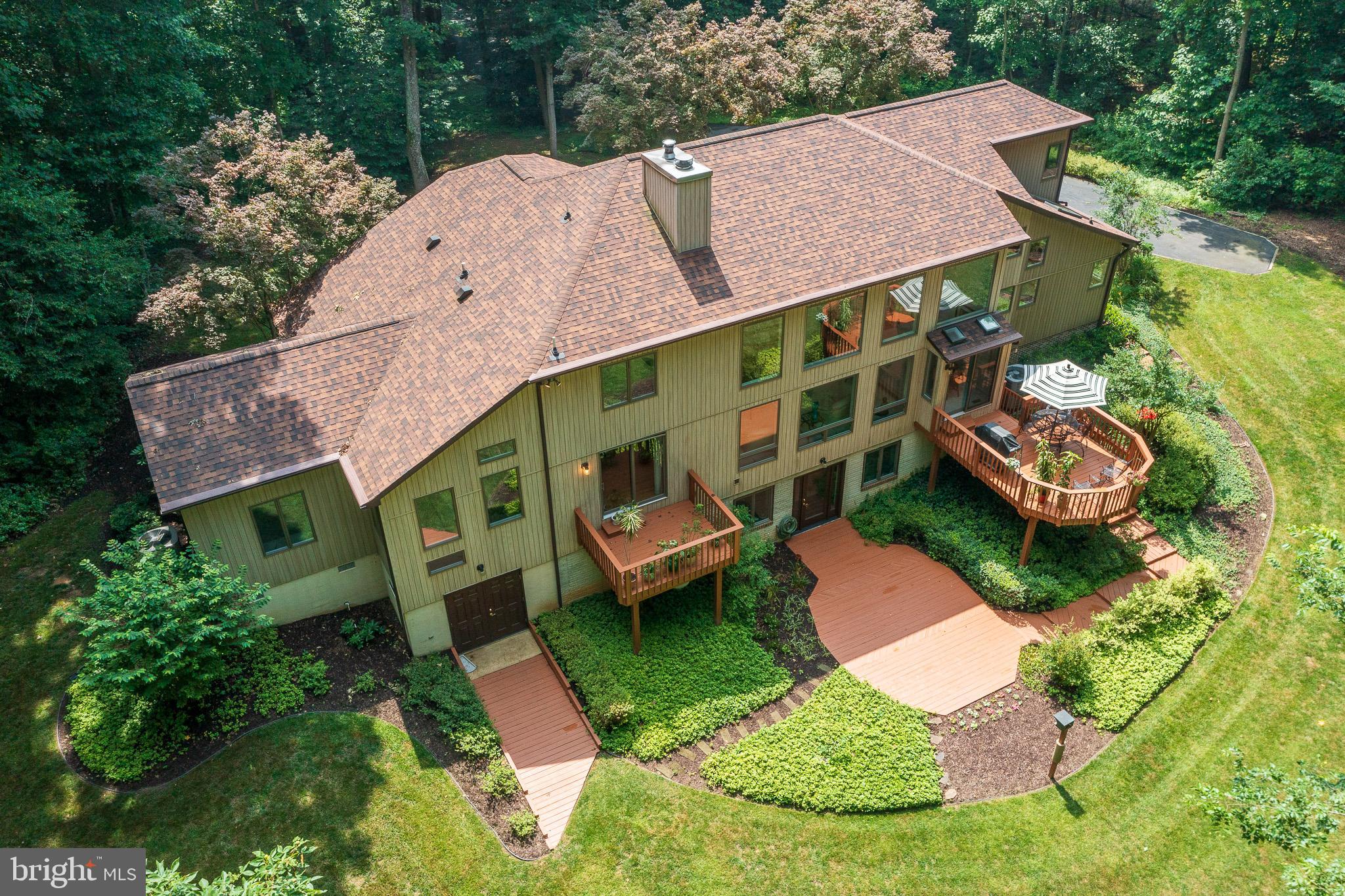 ST LEONARD SHORES - Residential