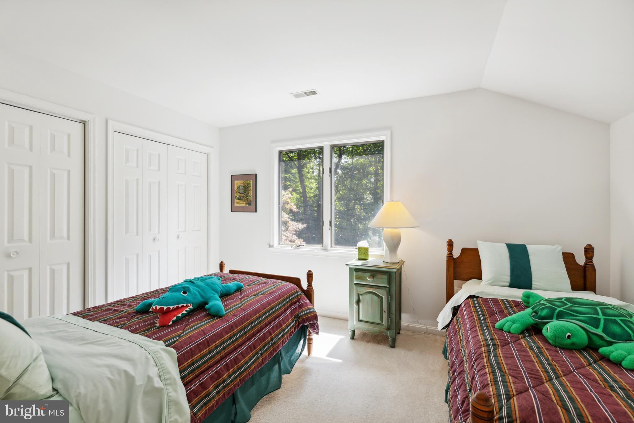 ST LEONARD SHORES - Residential