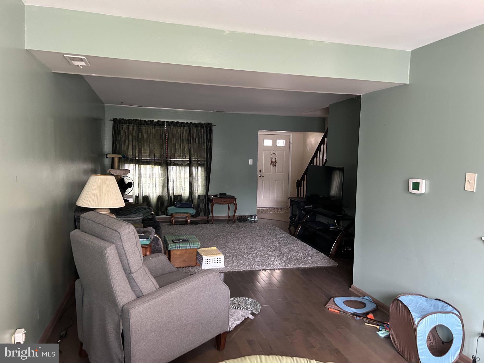 306 FOXWOOD LANE