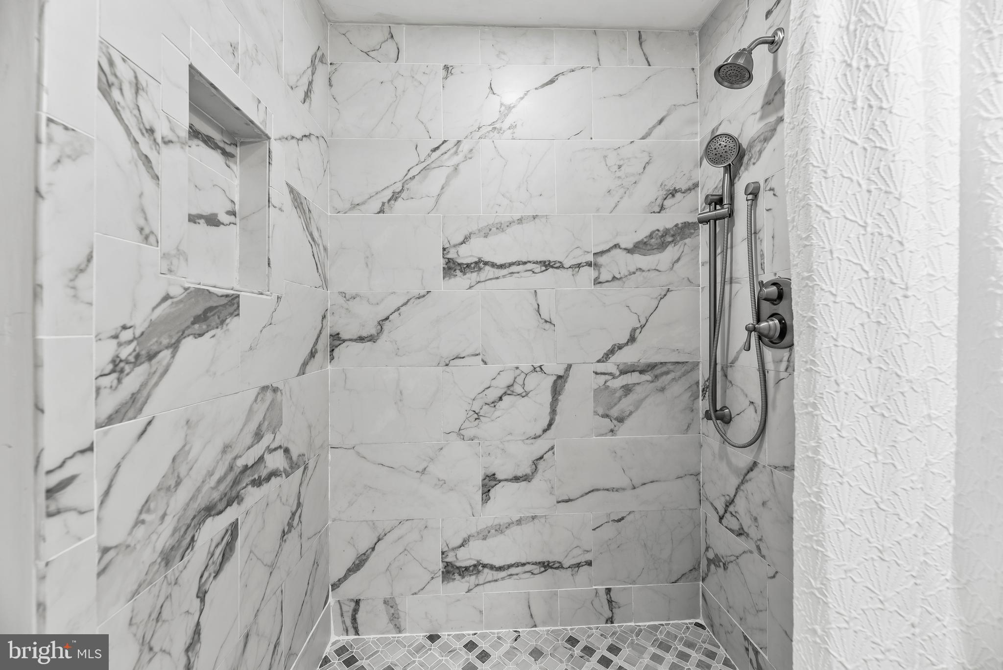 COVE POINT - Residential