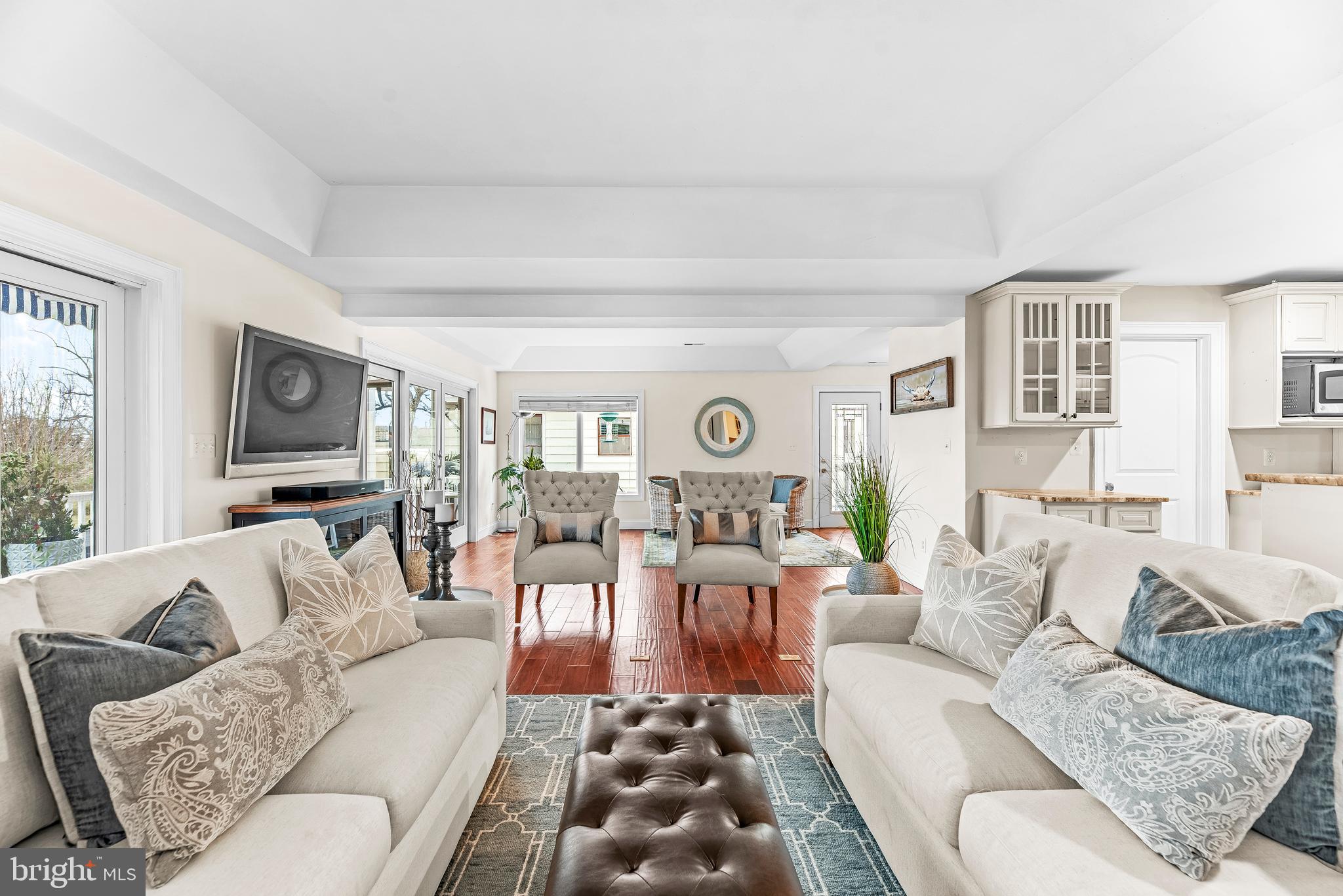 COVE POINT - Residential