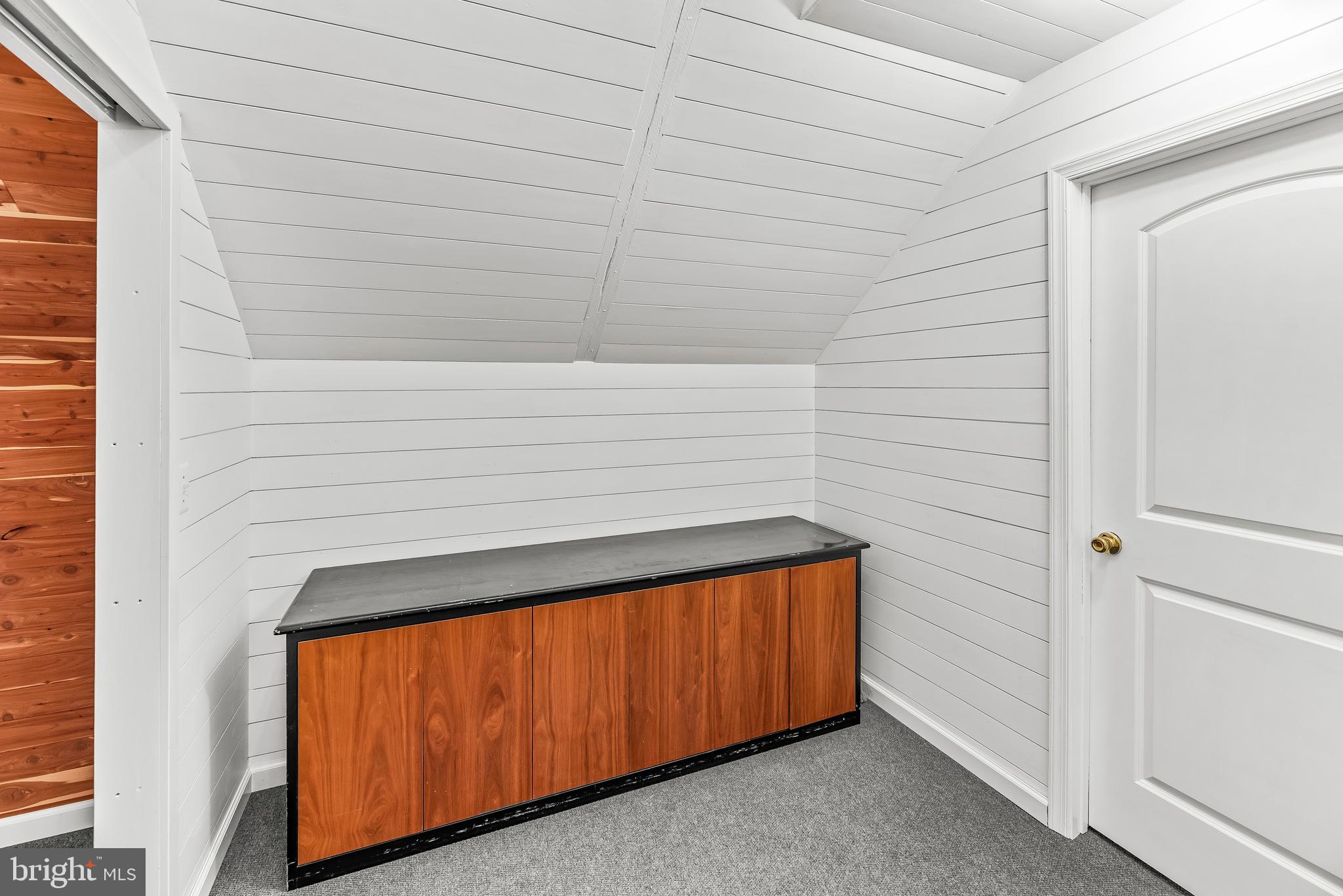 COVE POINT - Residential