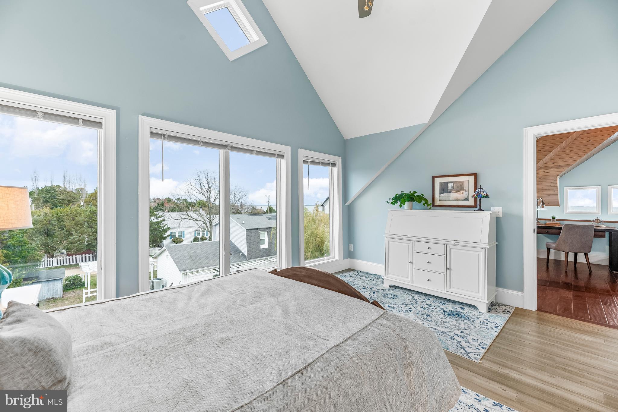 COVE POINT - Residential