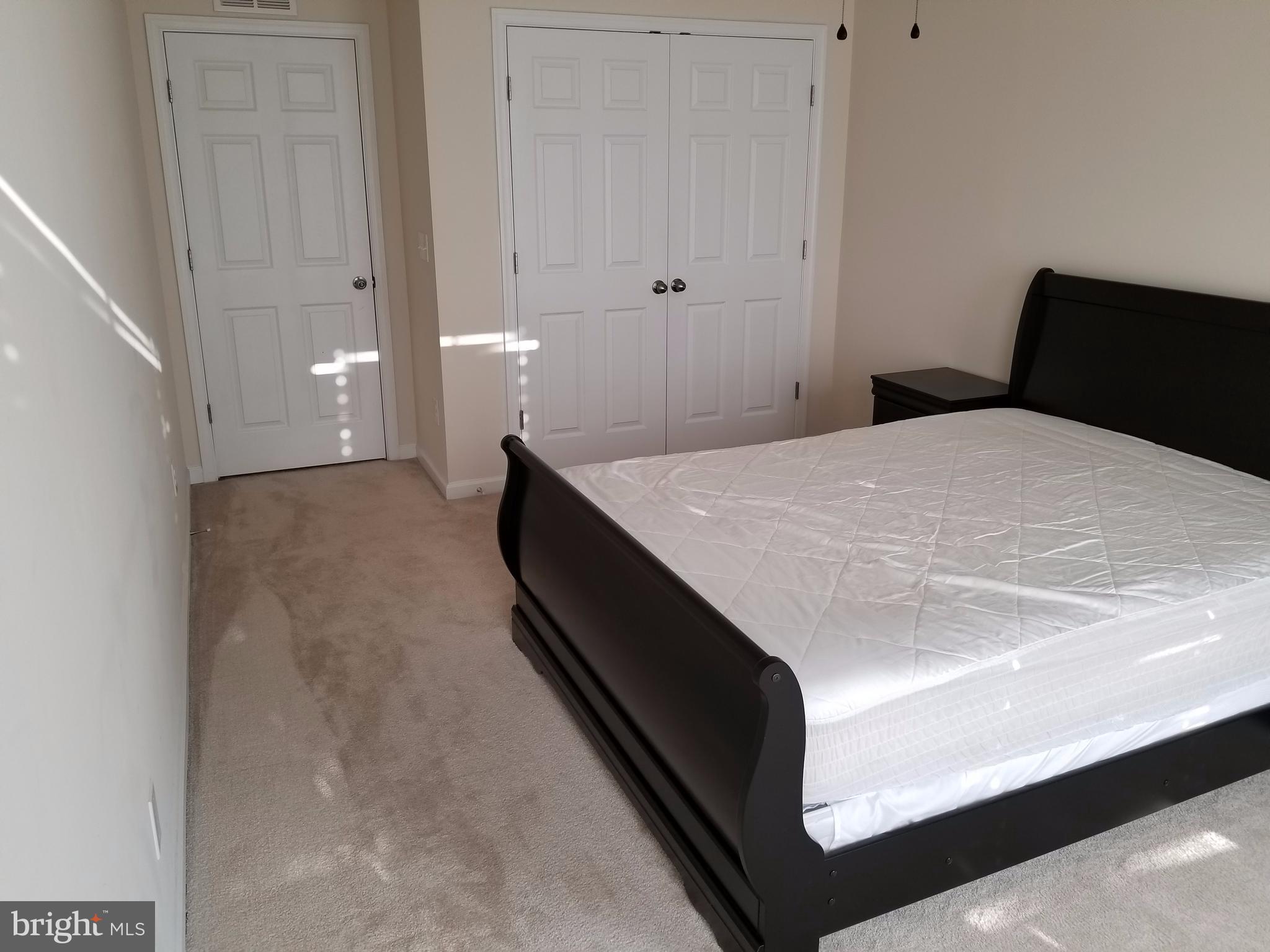 EAST GATE 3 CONDOMINIUM - Residential Lease