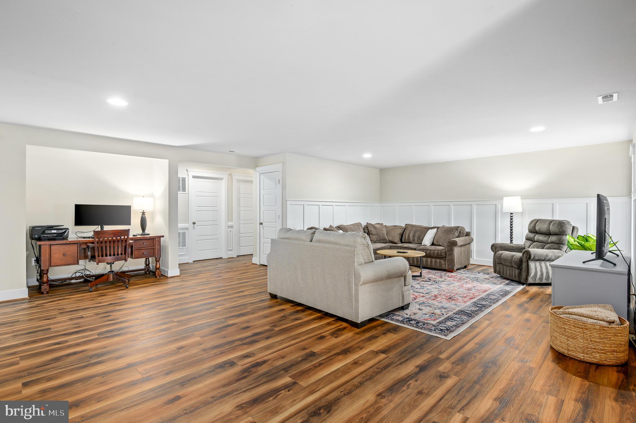 THE BLUFFS AT SLEETER LAKE - Residential