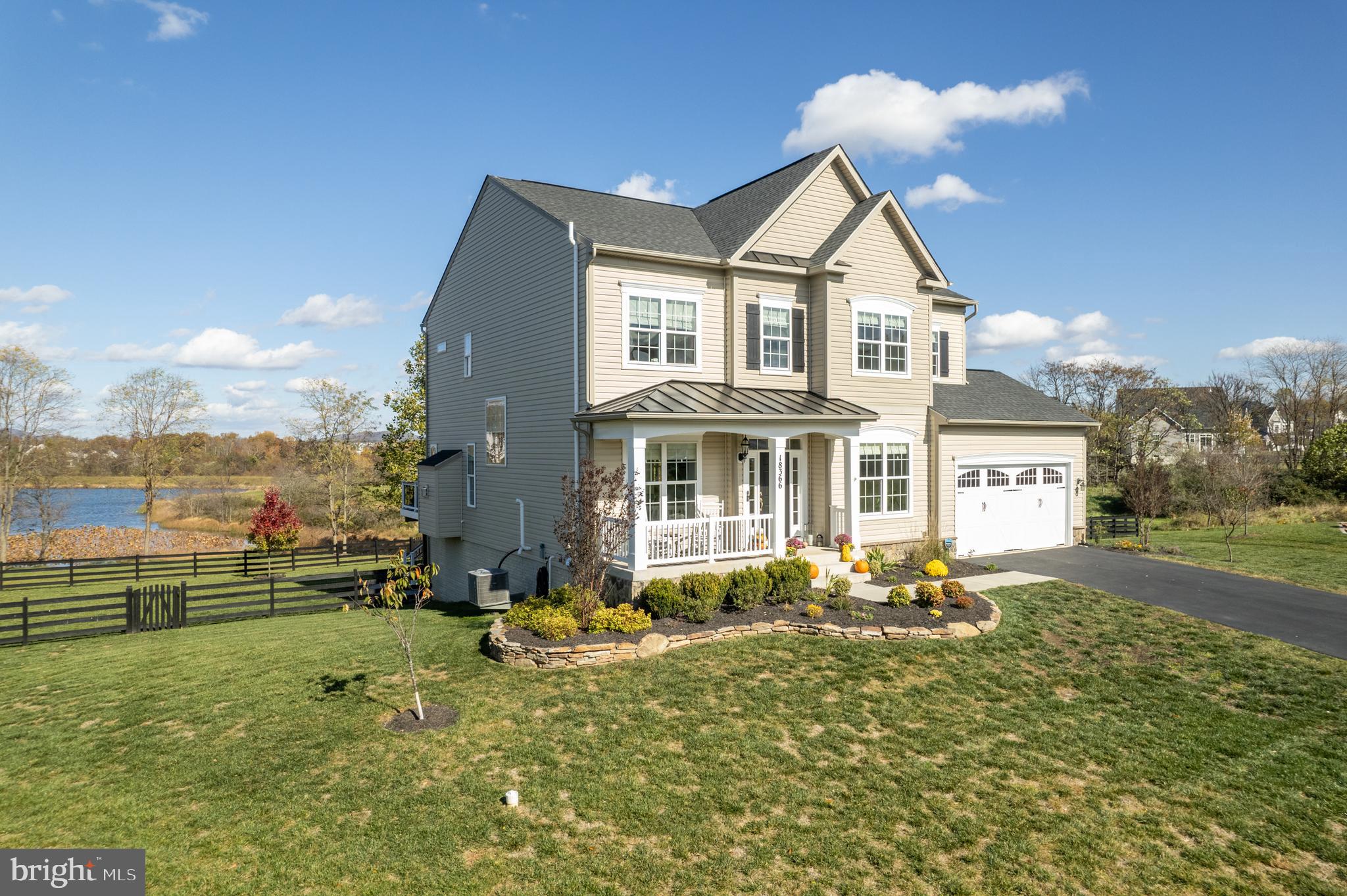 THE BLUFFS AT SLEETER LAKE - Residential