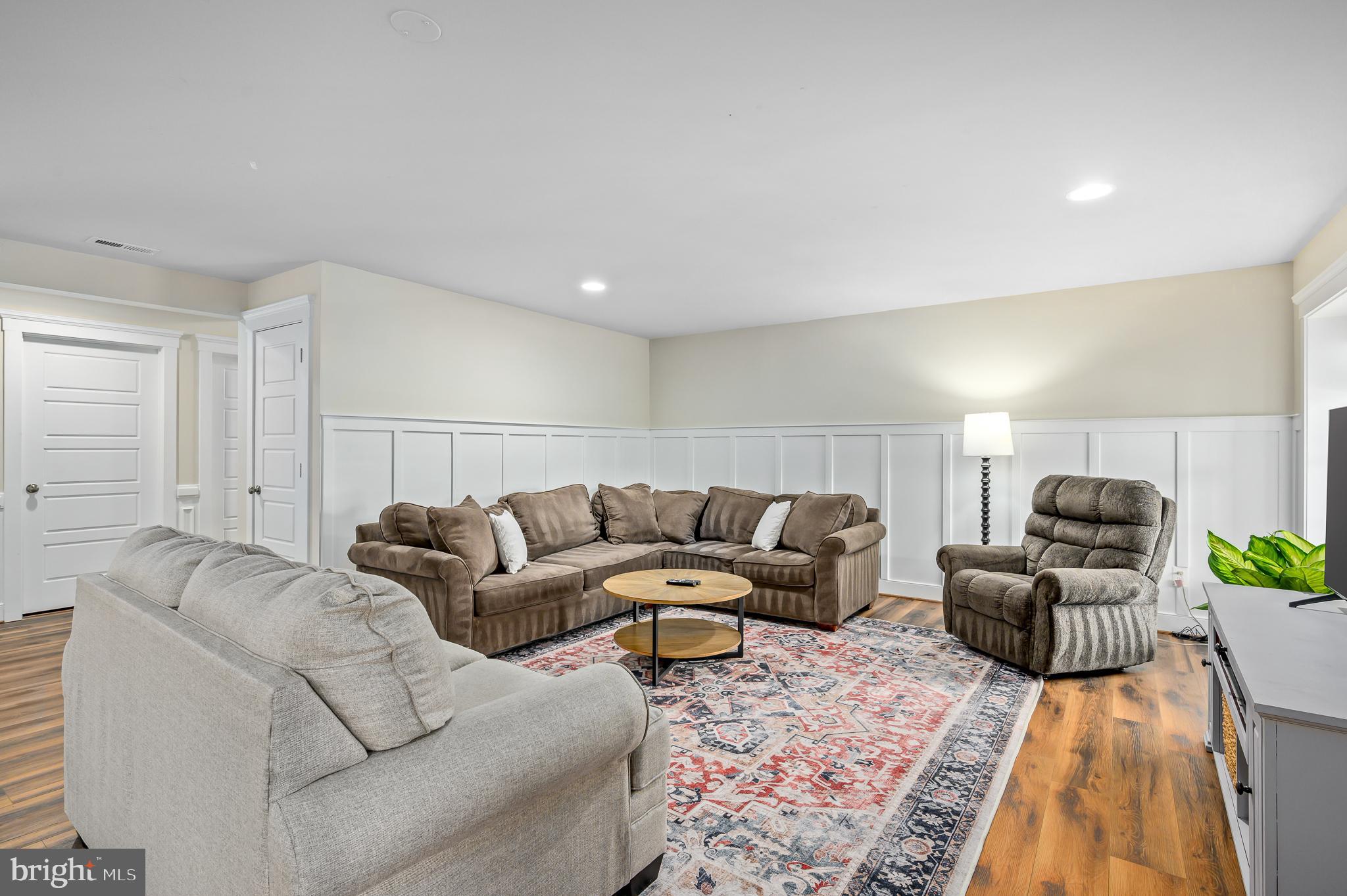 THE BLUFFS AT SLEETER LAKE - Residential