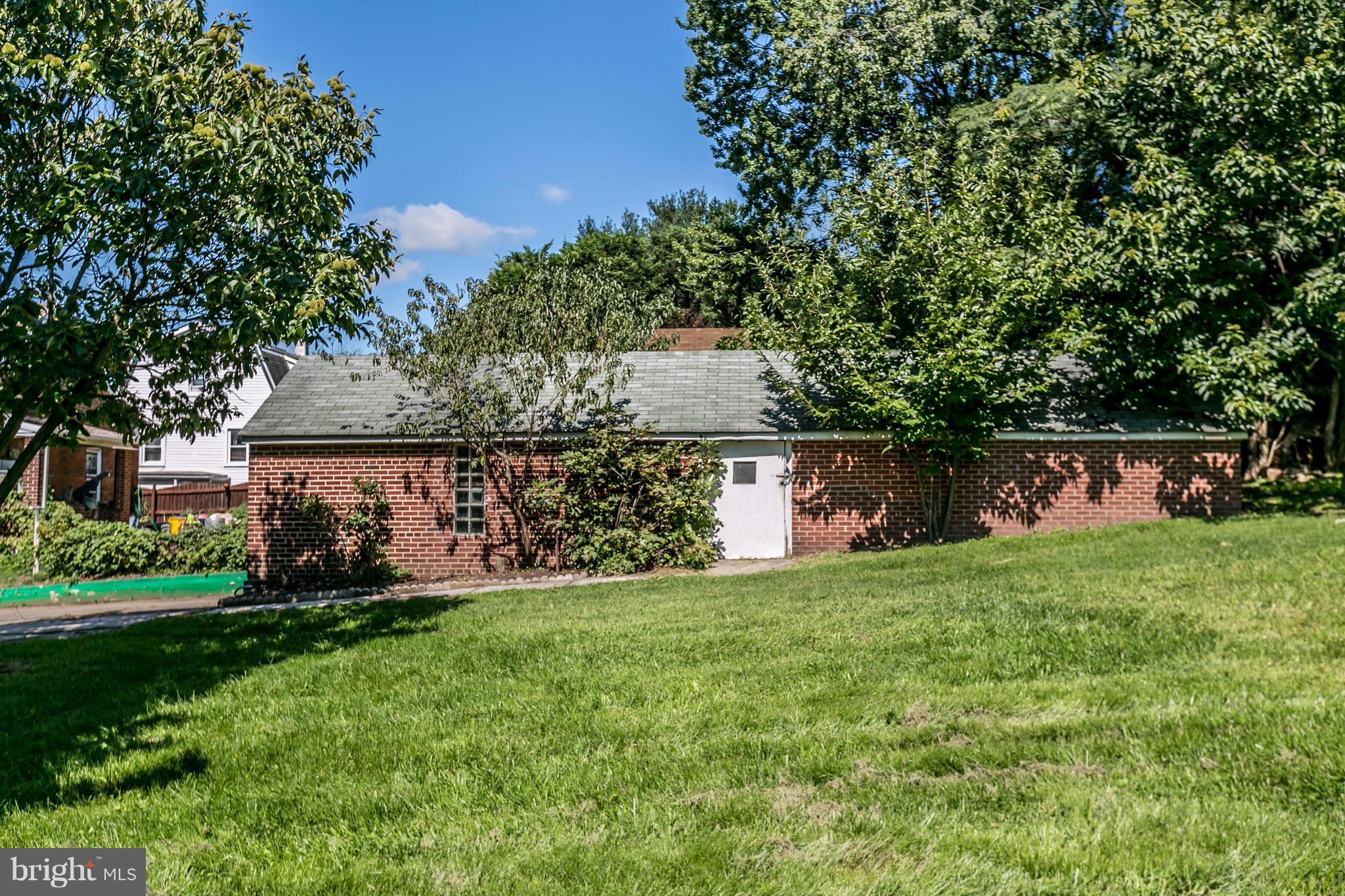 ROSEDALE GARDENS - Residential