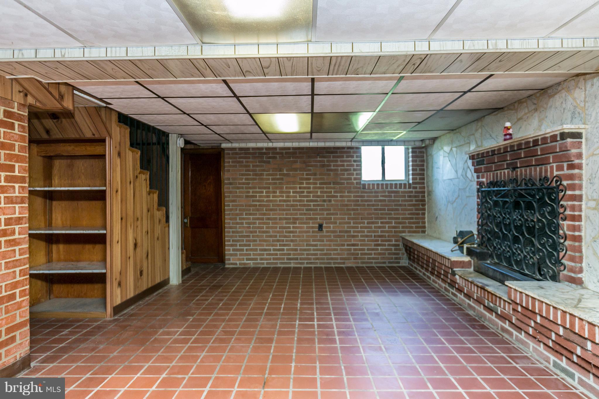 ROSEDALE GARDENS - Residential