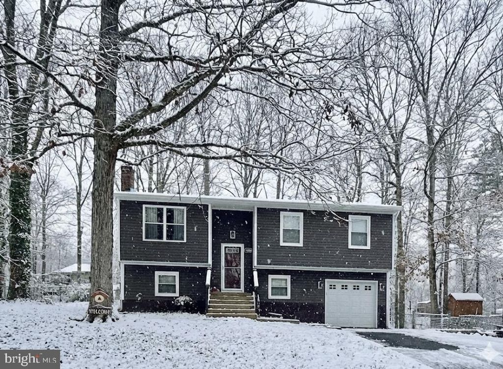 Photo of 410 Albany Street, FREDERICKSBURG, VA 22407 (MLS # VASP2037252)