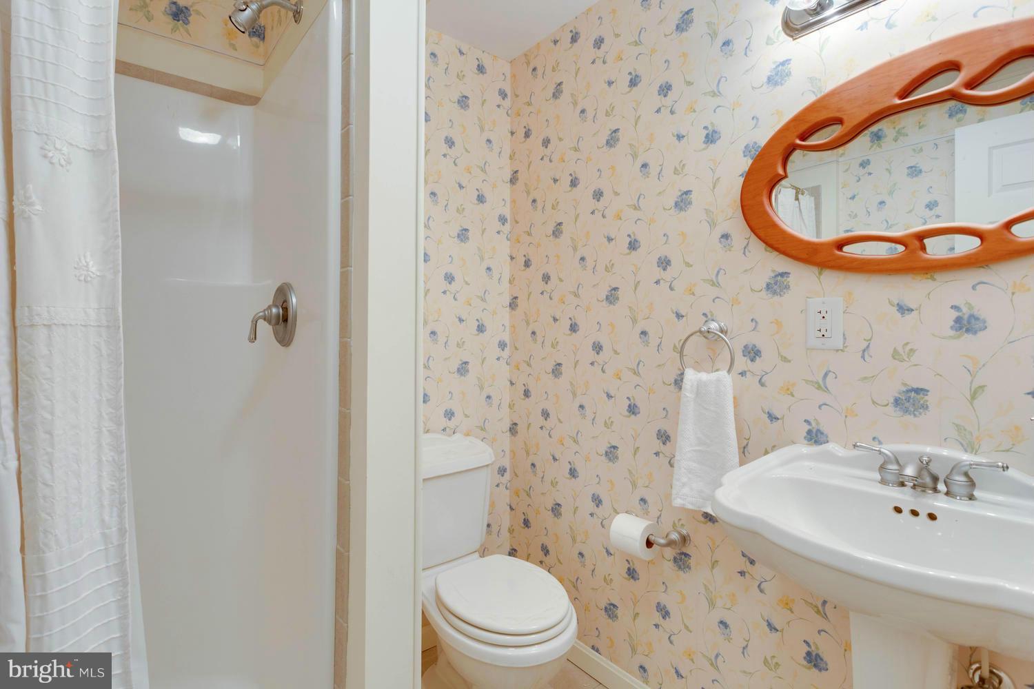 BRIDLEWOOD - Residential