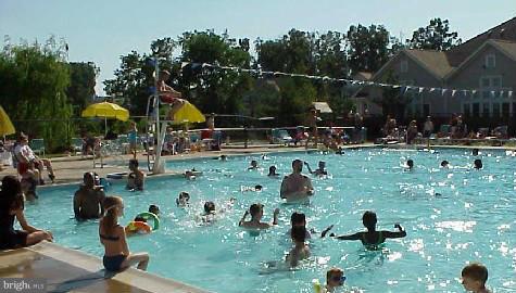 BRIDLEWOOD - Residential