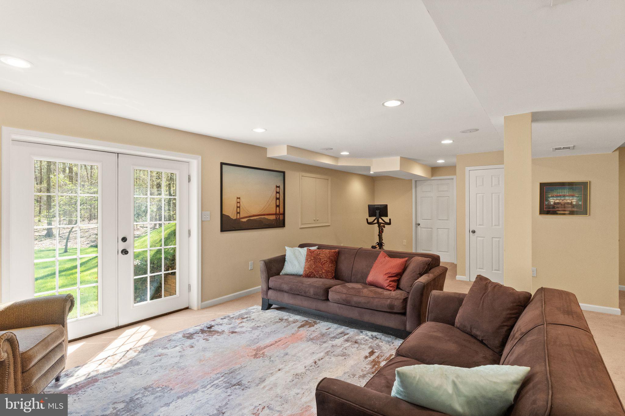 WOODBINE WOODS - Residential