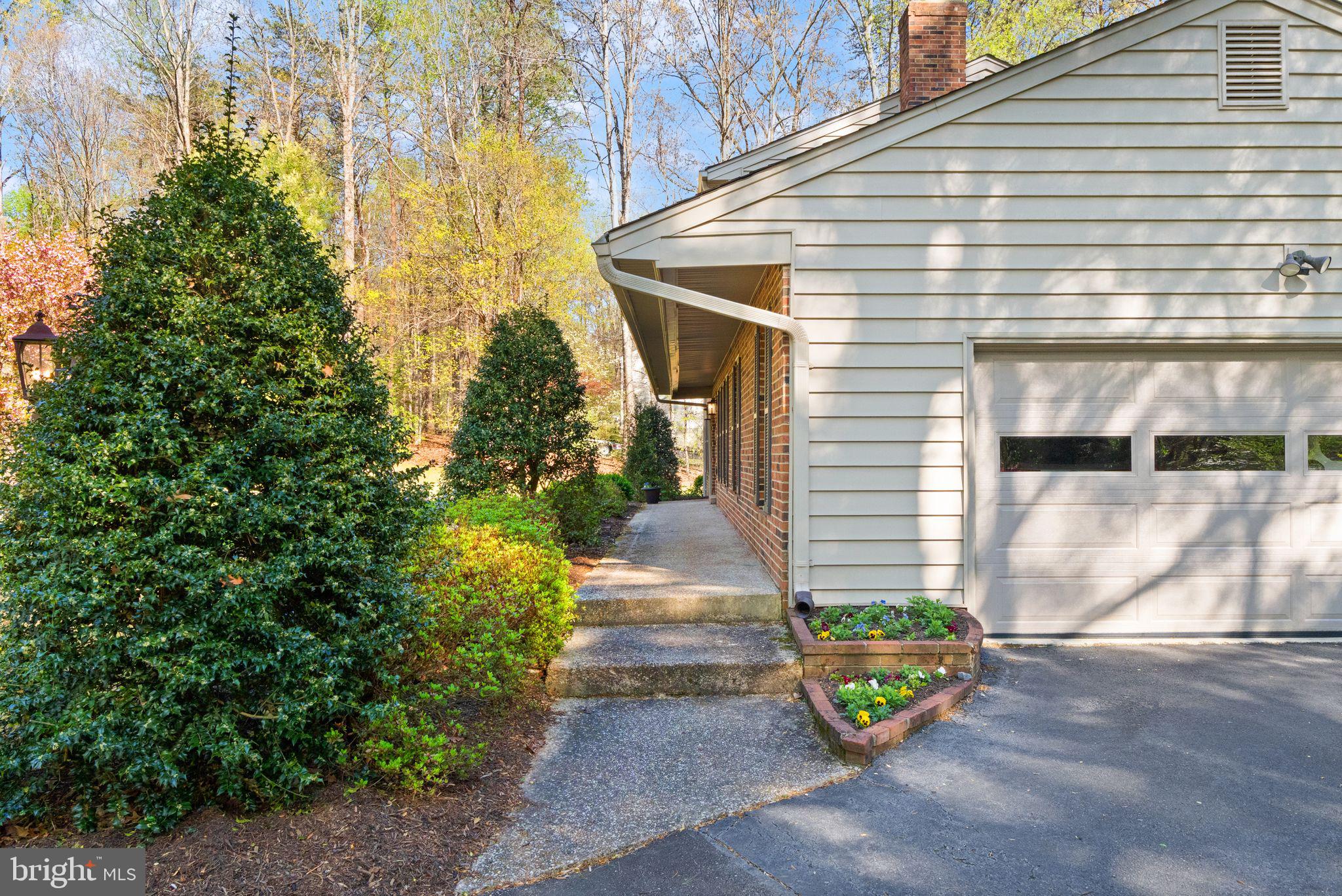 WOODBINE WOODS - Residential