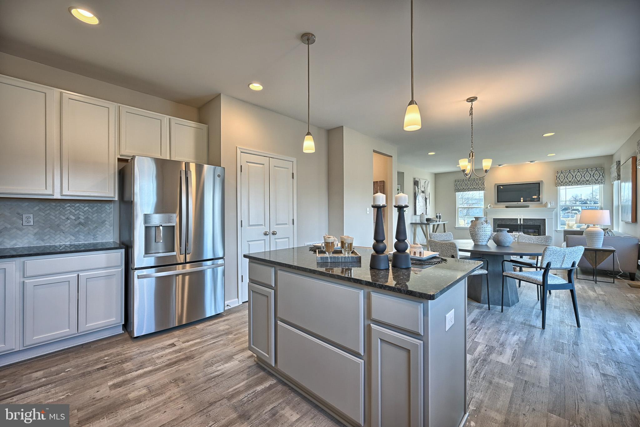 WARM SPRING RIDGE - Residential