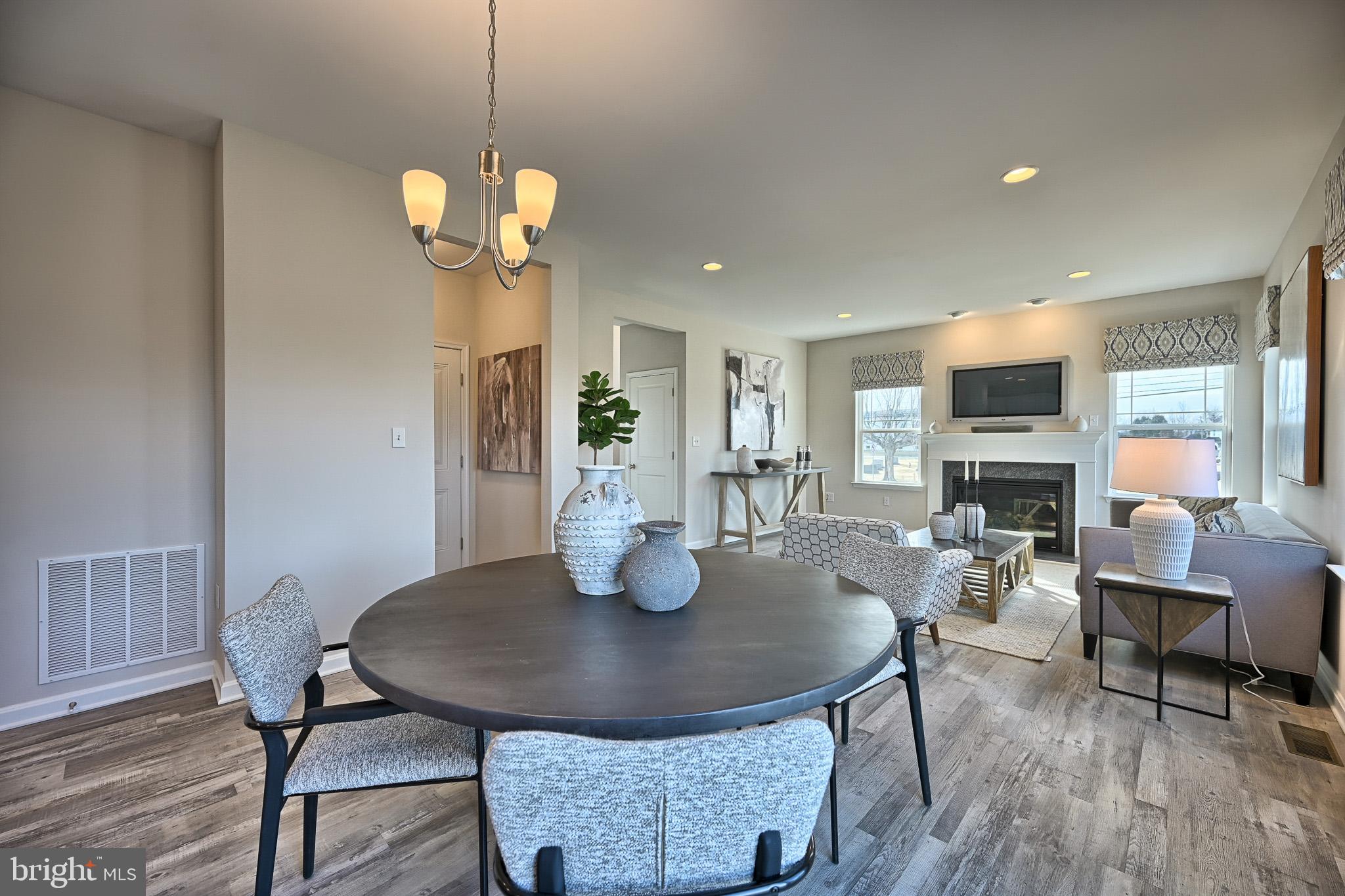 WARM SPRING RIDGE - Residential