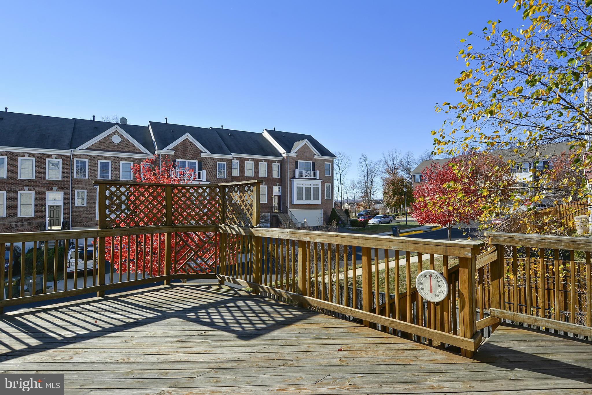 SPRING LAKES - Residential