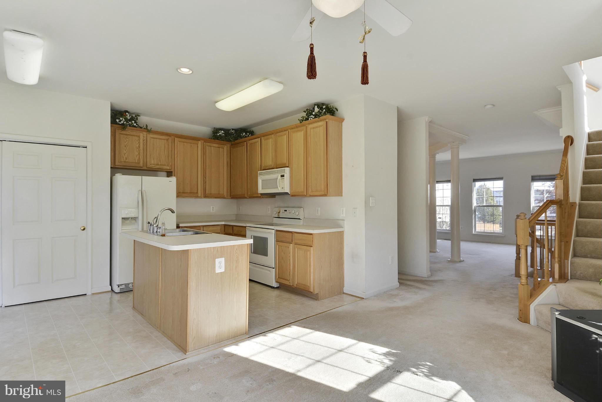 SPRING LAKES - Residential