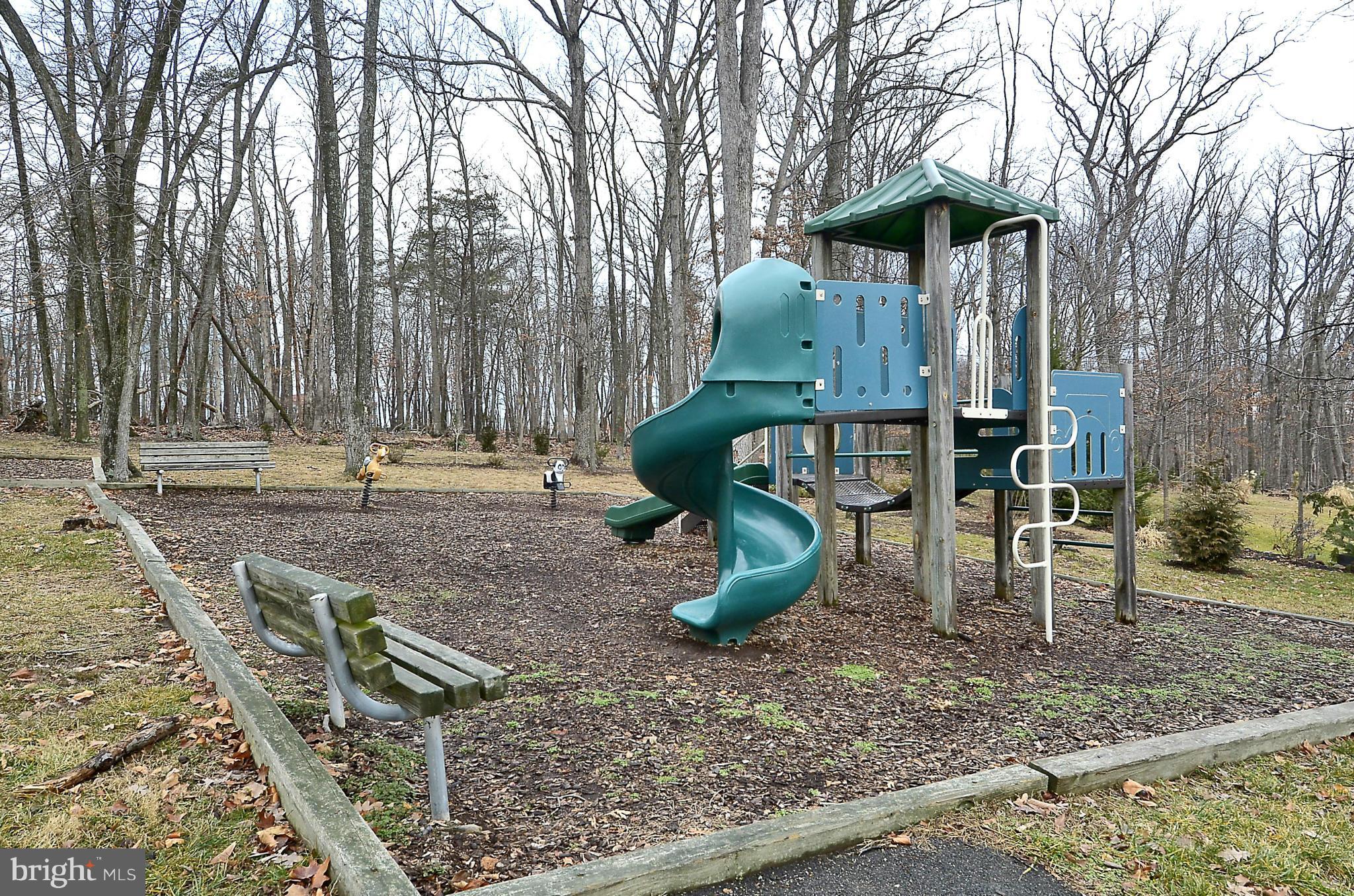 SPRING LAKES - Residential