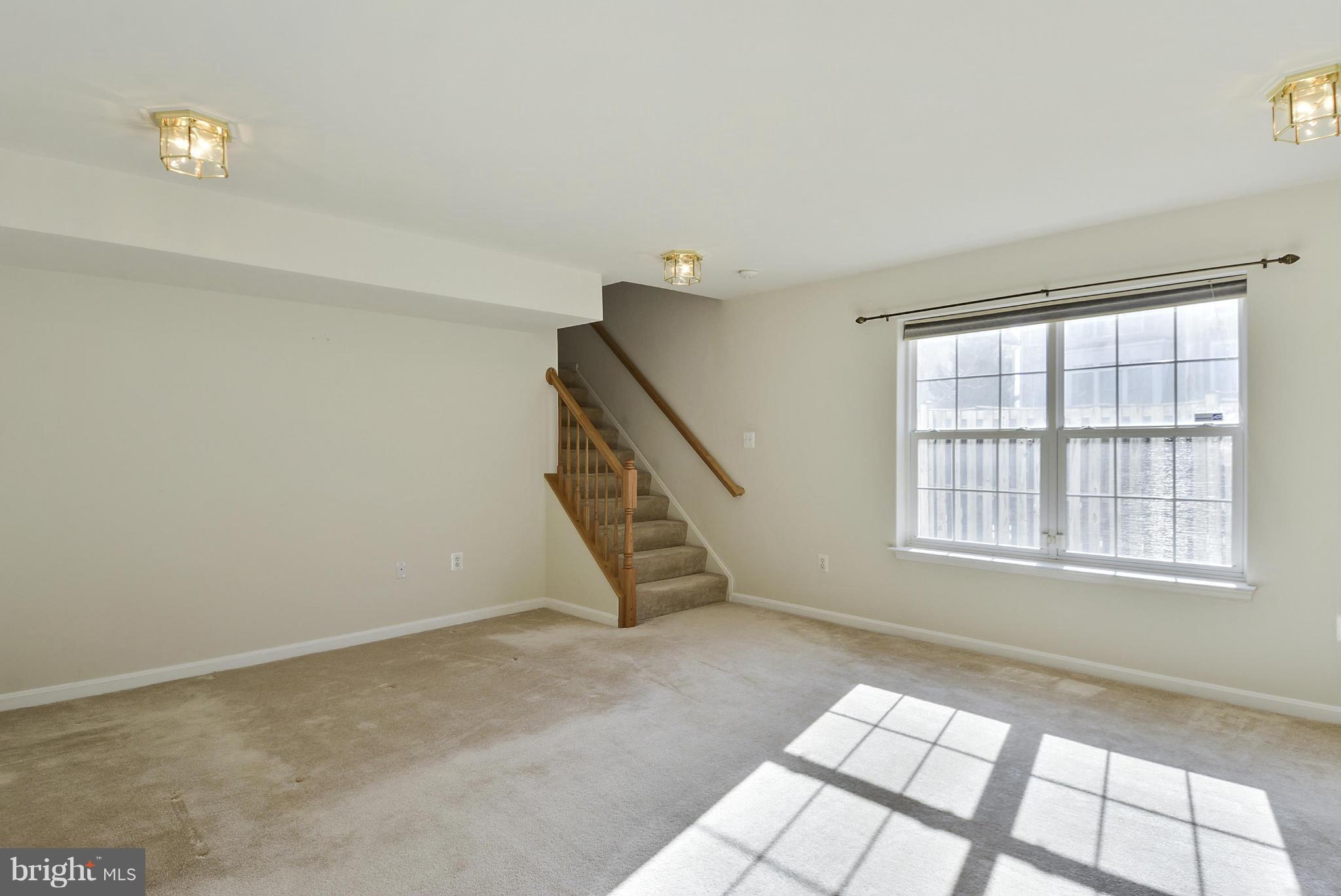 SPRING LAKES - Residential