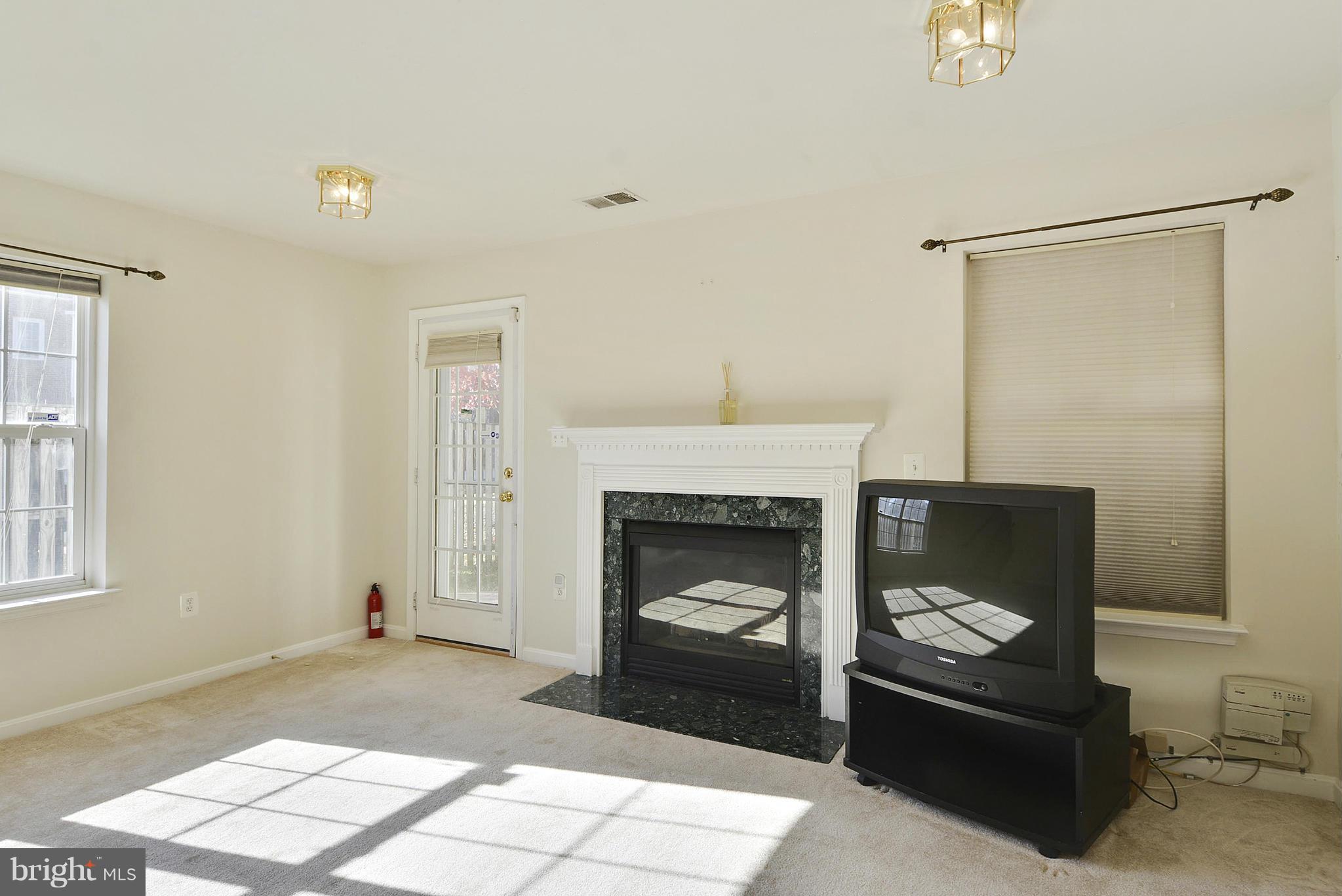 SPRING LAKES - Residential