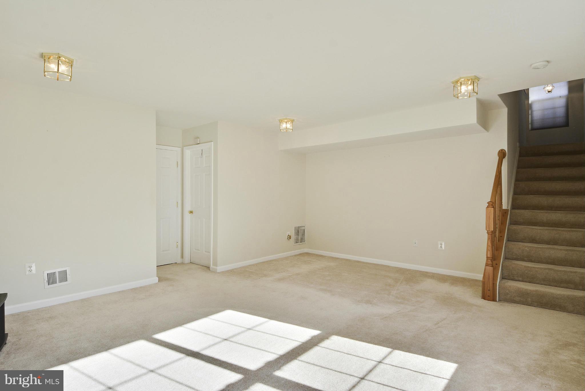 SPRING LAKES - Residential