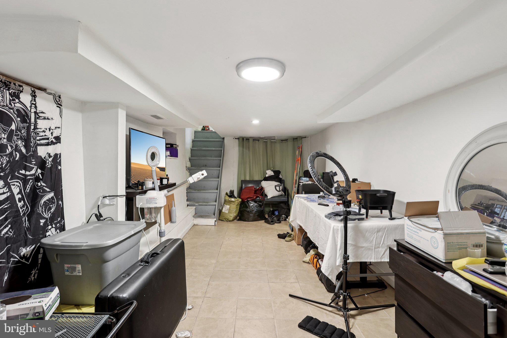 WEST PHILADELPHIA - Residential Income