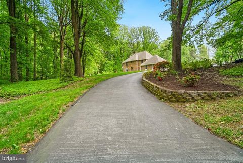 Photo of 11820 Cedarwood Drive, DUNKIRK, MD 20754 (MLS # MDCA2025994)