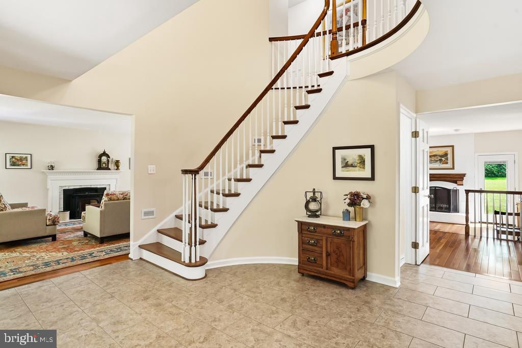 CEDARWOOD - Residential