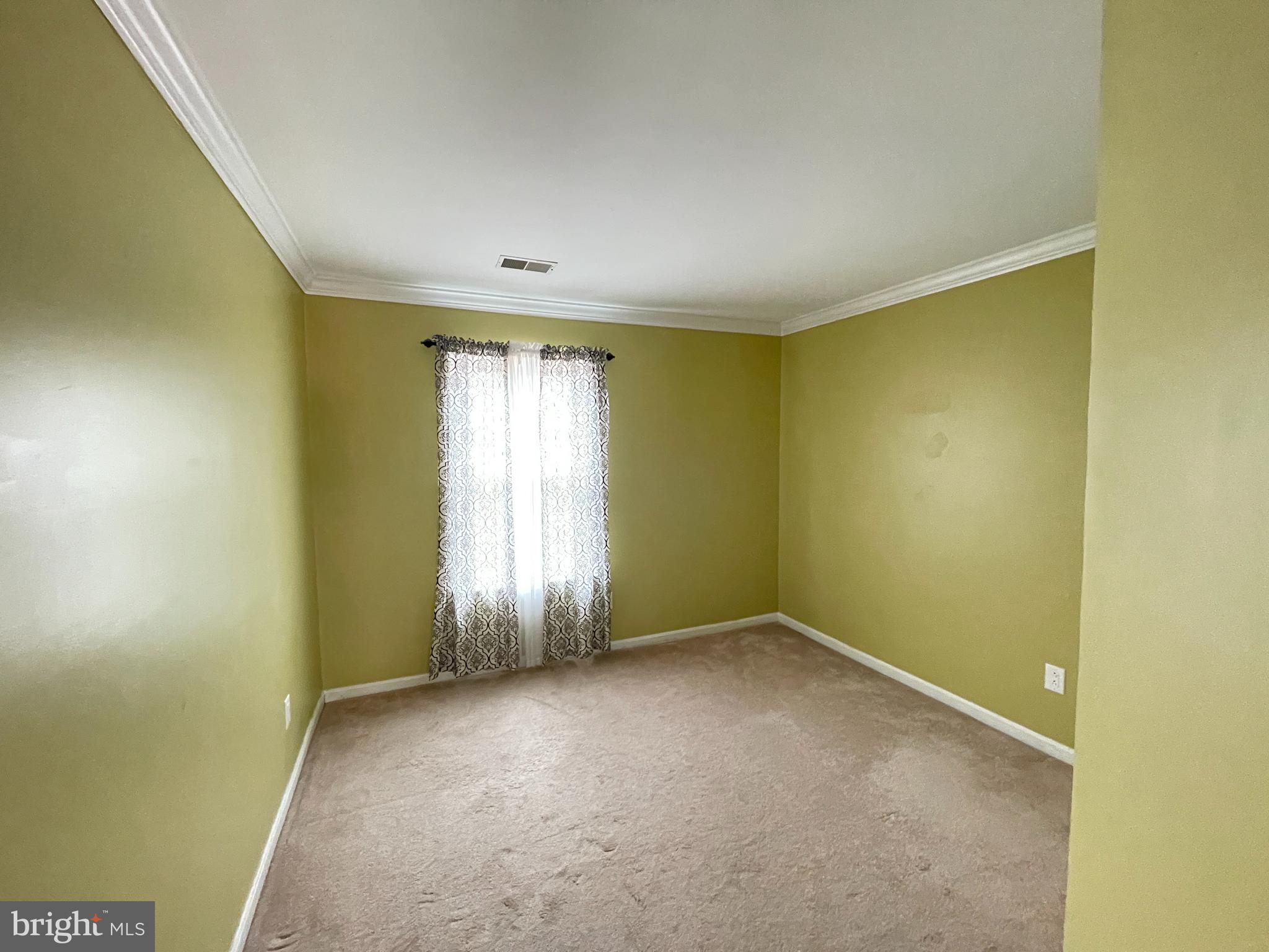 MADISON FARM - Residential Lease