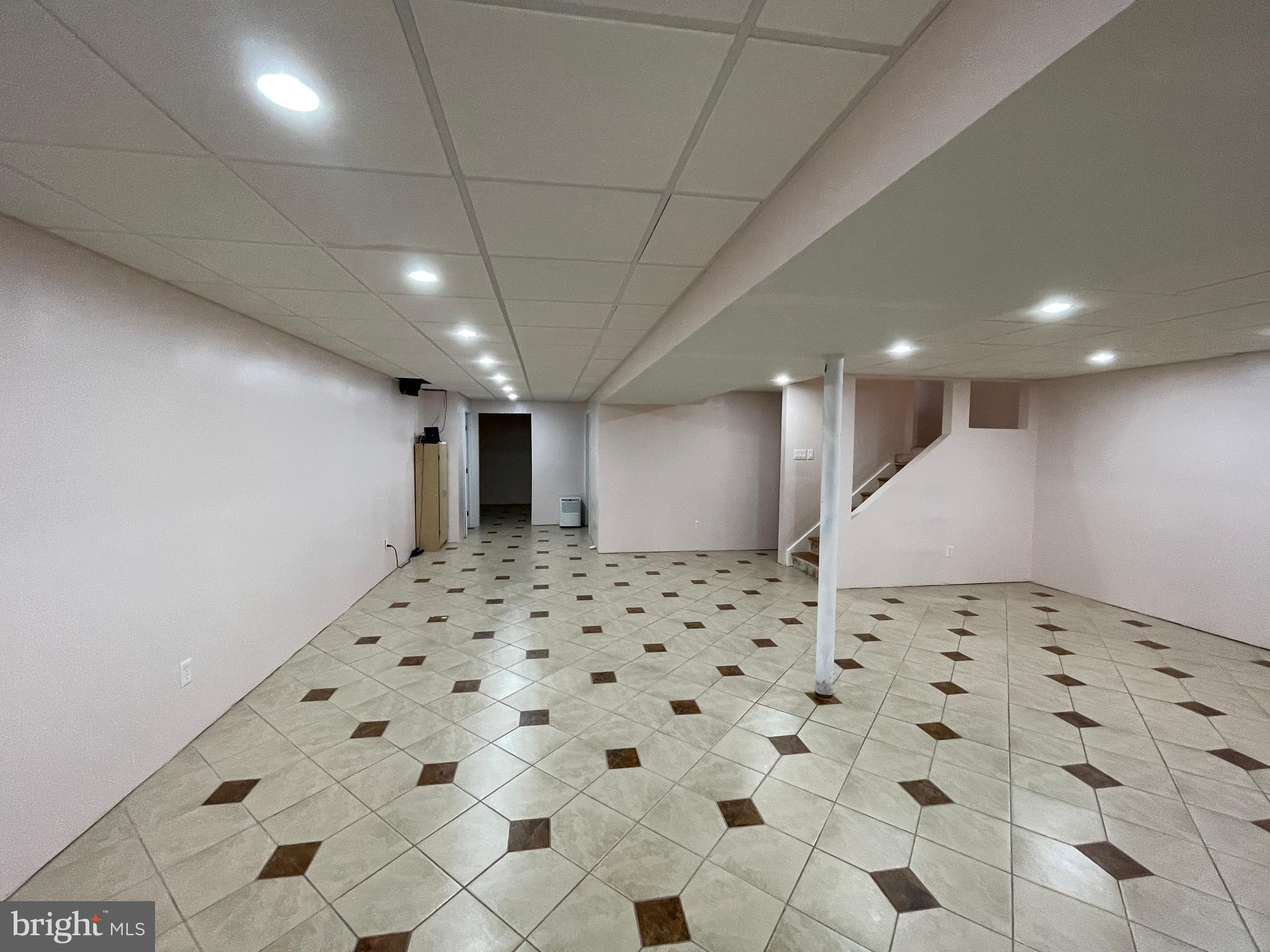 MADISON FARM - Residential Lease