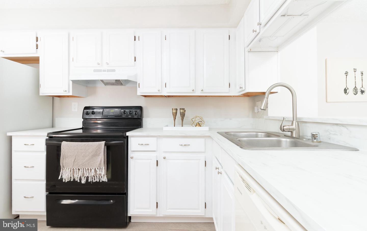 26004 BRIGADIER PLACE E