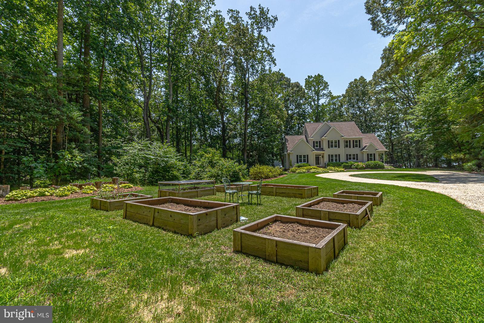 HARMONY HILLS - Residential