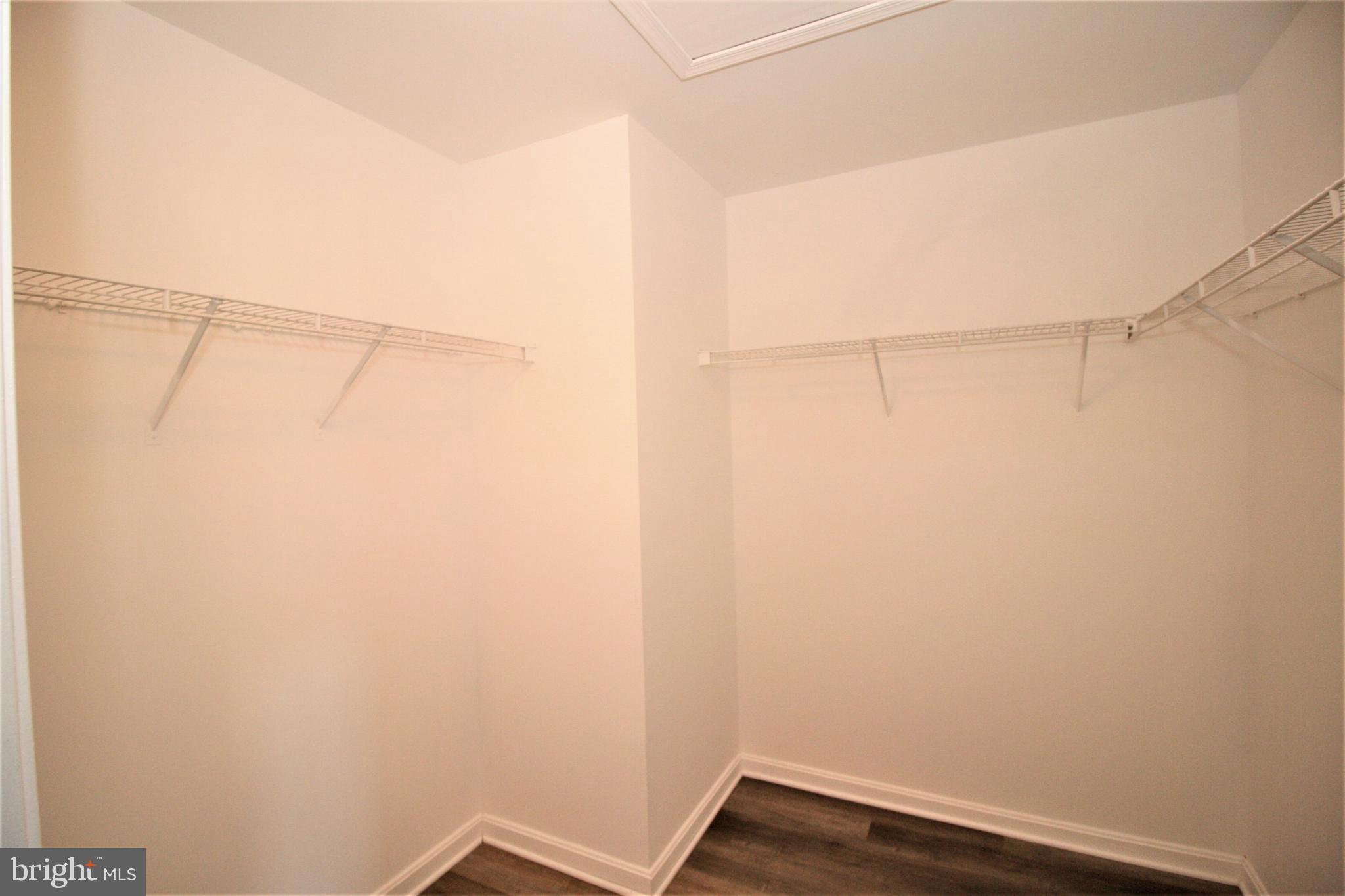 PLEASANT WALK - Residential Lease