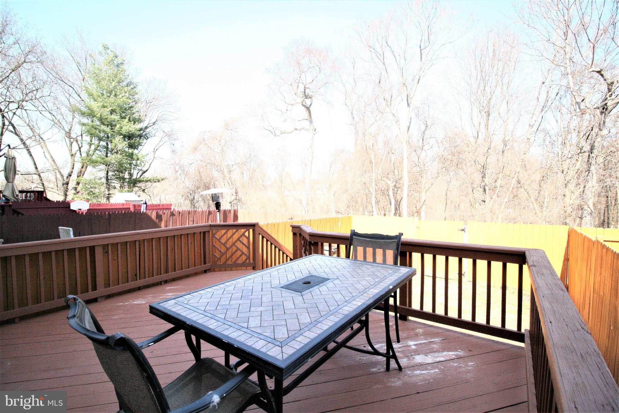 PLEASANT WALK - Residential Lease