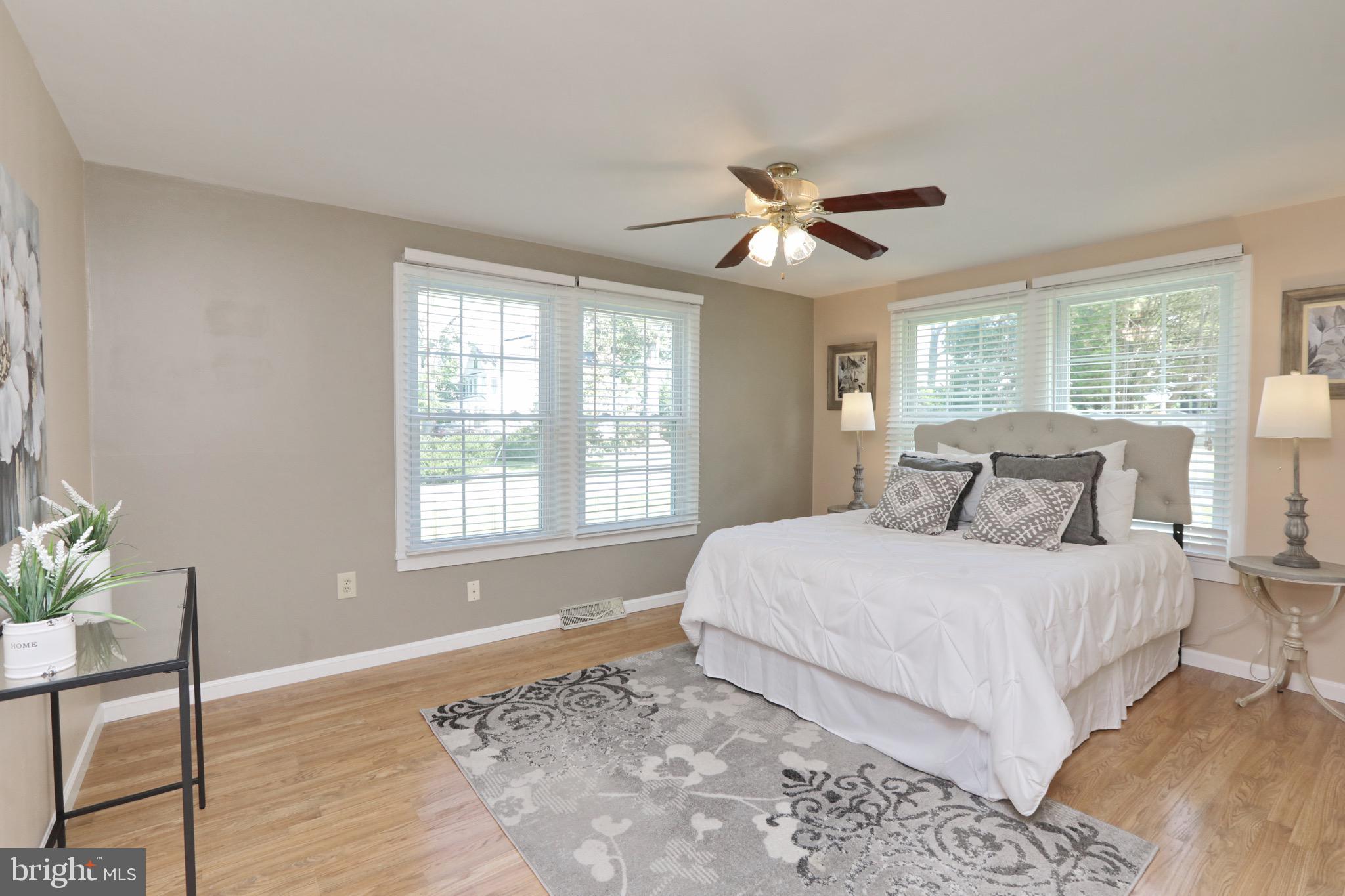 COBB ISLAND - Residential