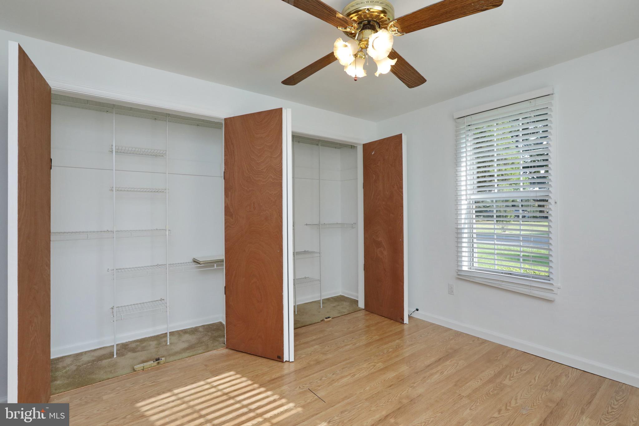 COBB ISLAND - Residential