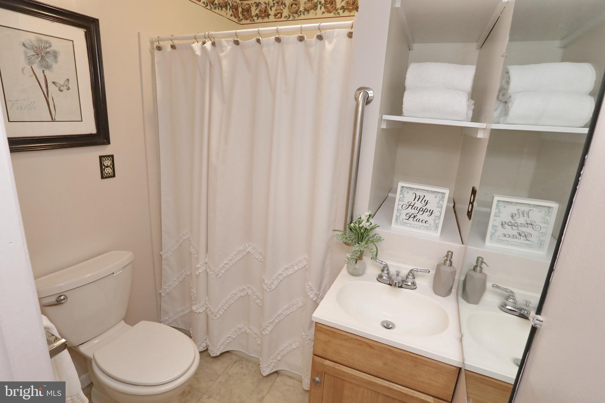 COBB ISLAND - Residential