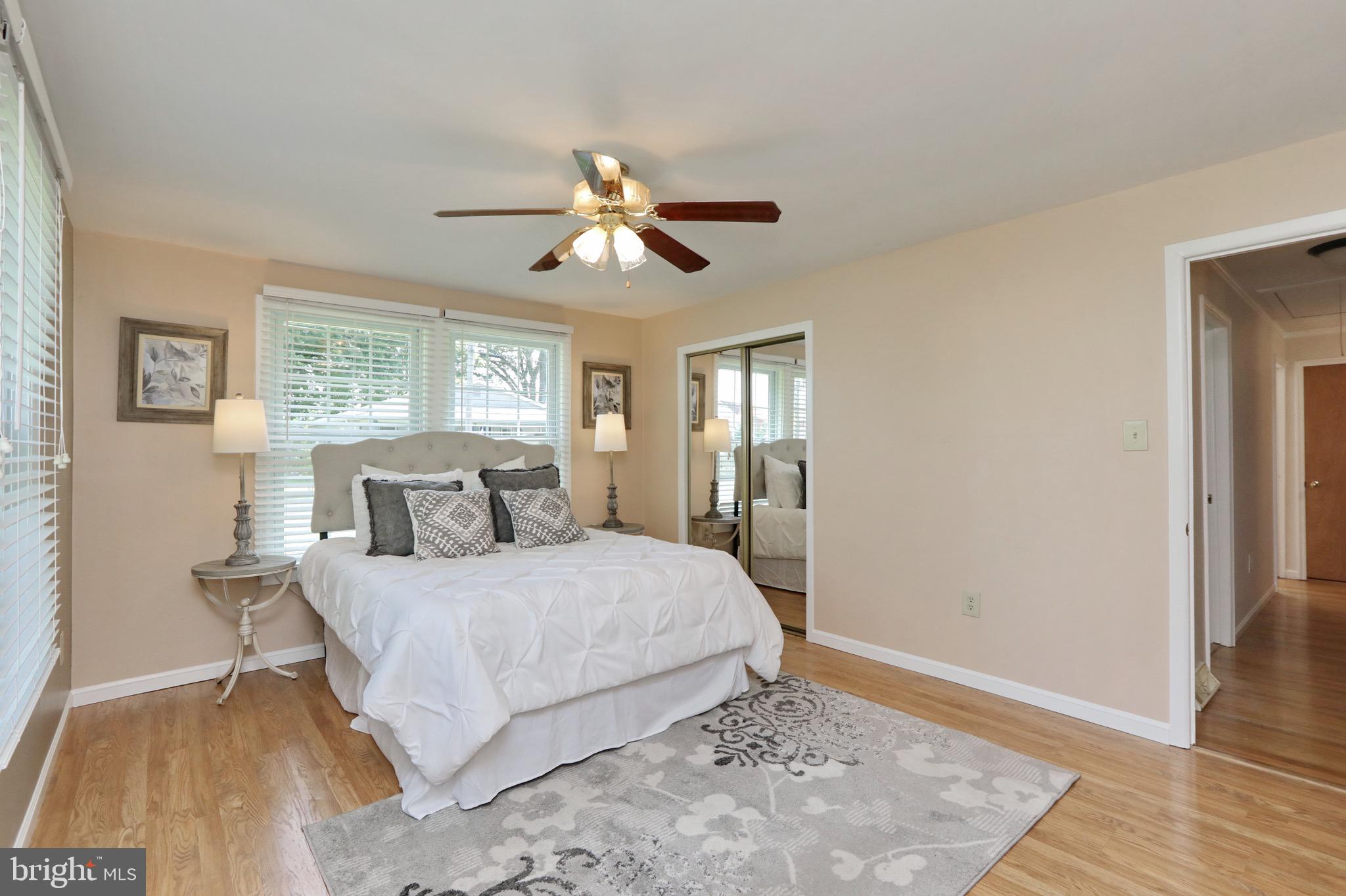 COBB ISLAND - Residential