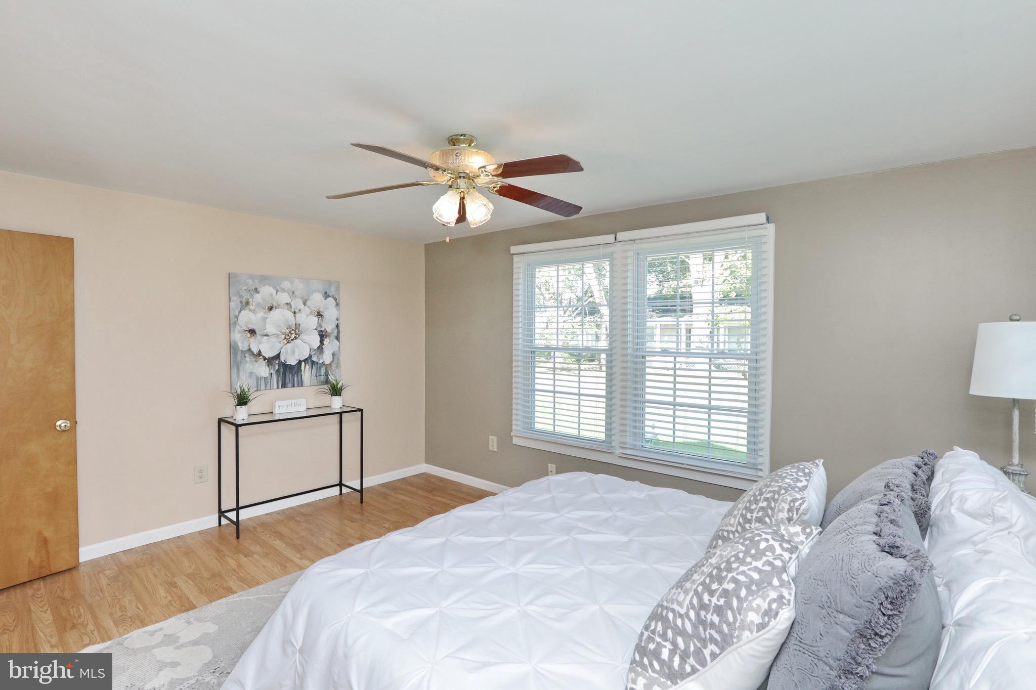 COBB ISLAND - Residential