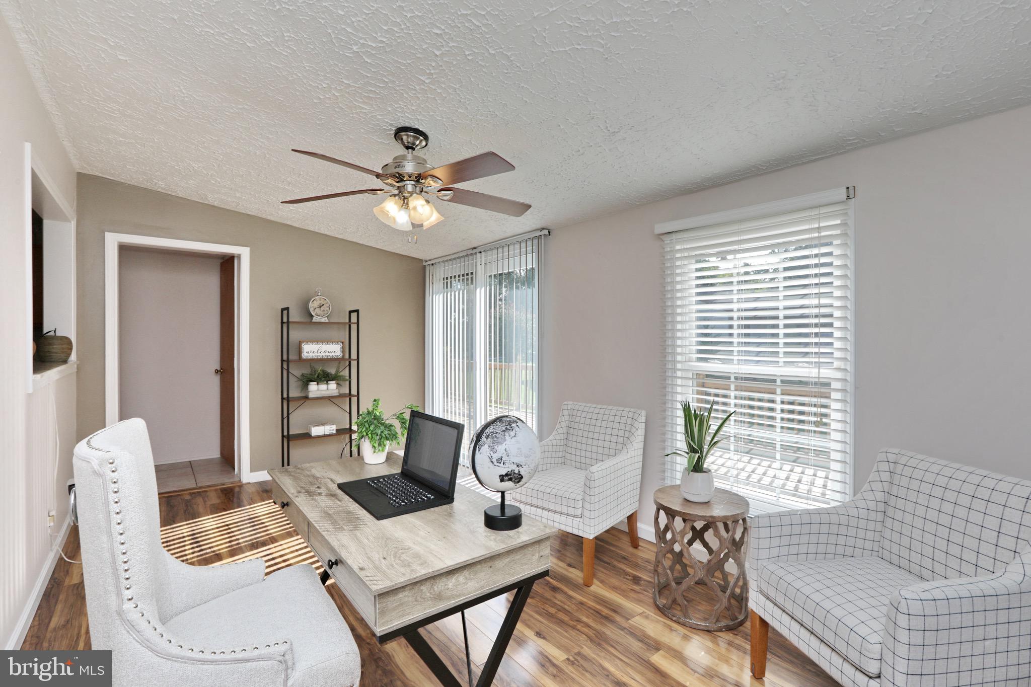 COBB ISLAND - Residential