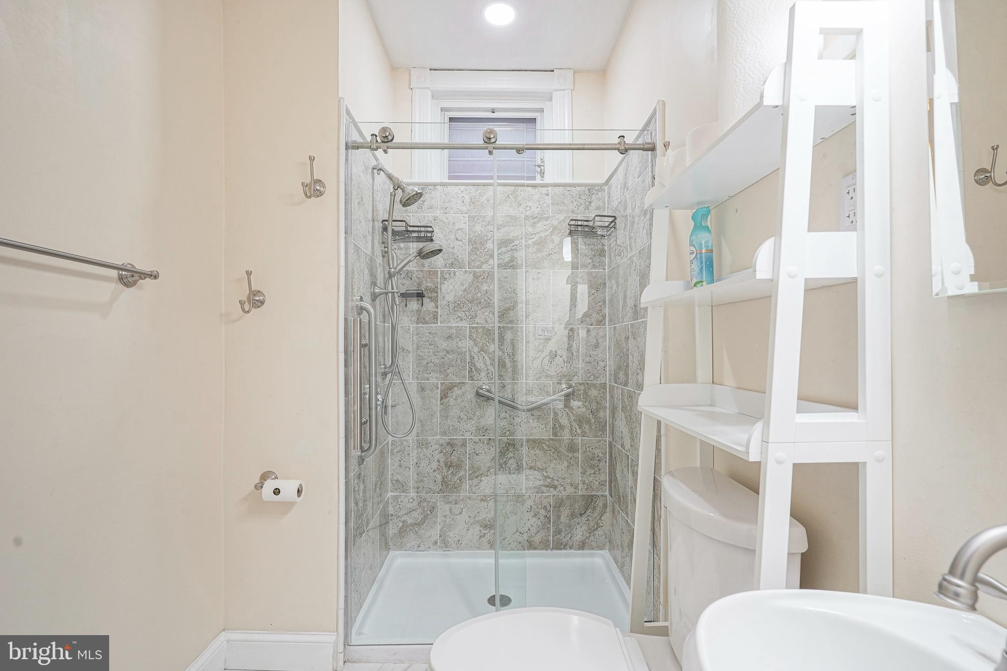 WEST PHILADELPHIA - Residential Lease