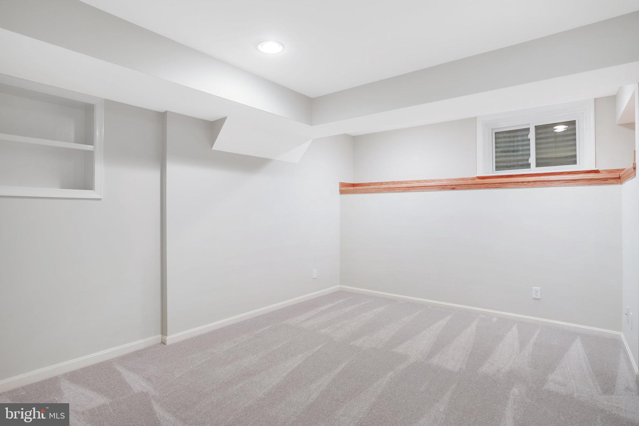 COLUMBIA FOREST - Residential