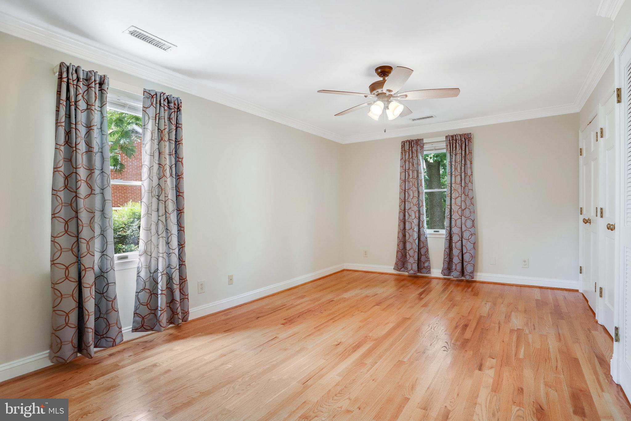 COLUMBIA FOREST - Residential