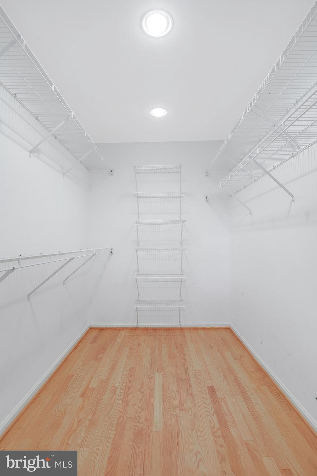 COLUMBIA FOREST - Residential