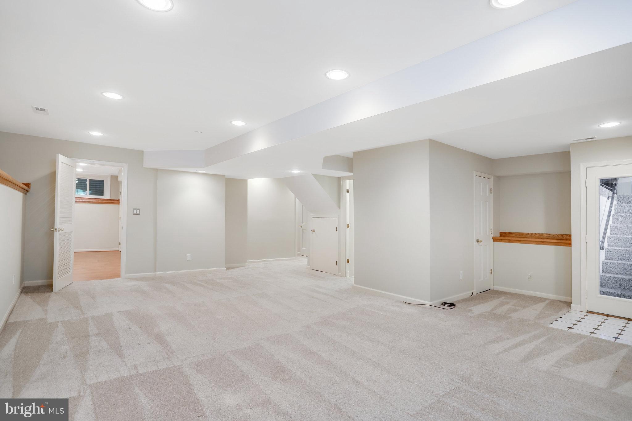 COLUMBIA FOREST - Residential