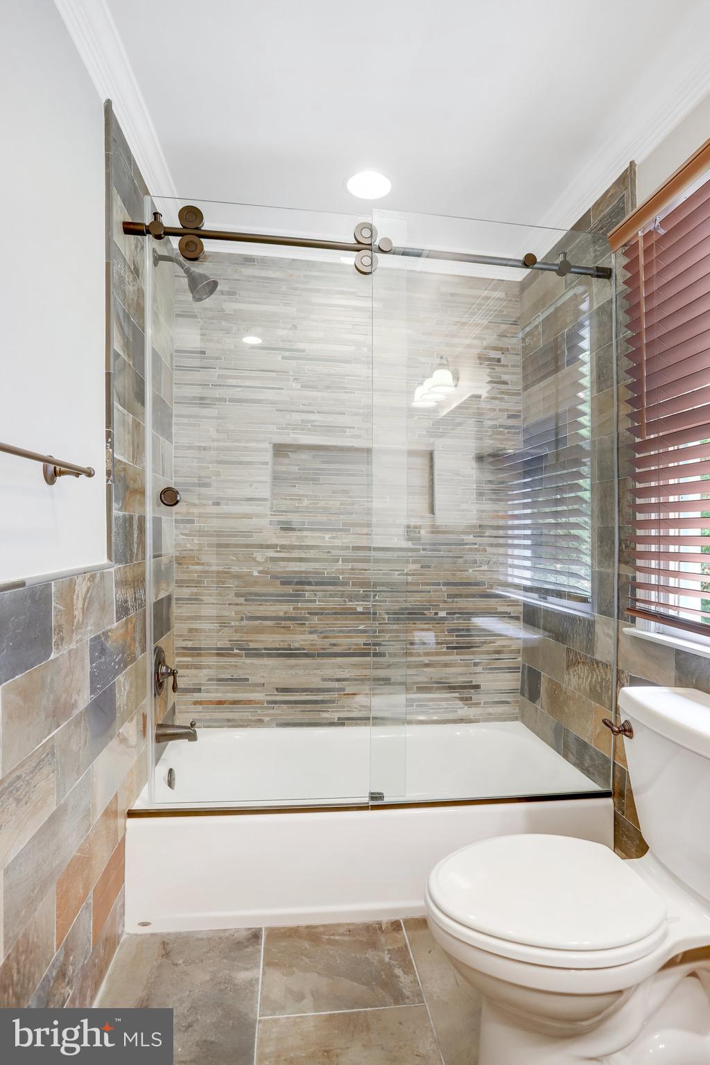 COLUMBIA FOREST - Residential